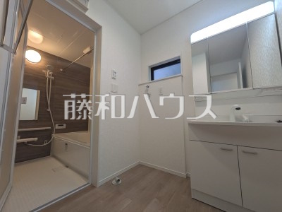 1号棟　洗面室　【志木市下宗岡１丁目】