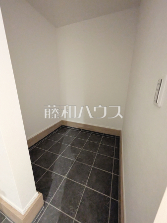 土間収納　【和光市白子３丁目】