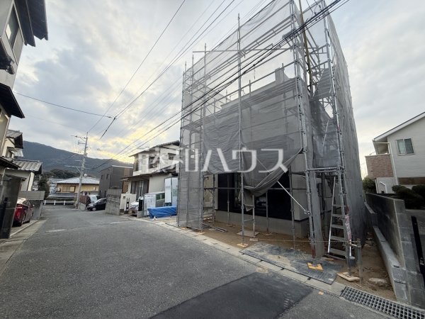 建物のプレゼンをさせていただきますので、実際の完成イメージを思い描いていただくことができます。お気軽にお問合せ下さい。