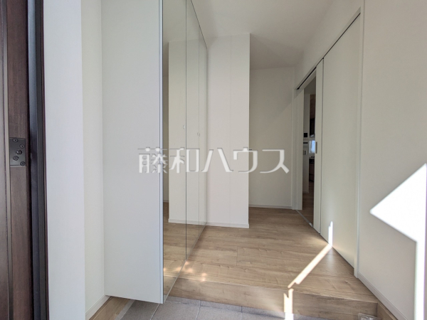 玄関ホール　【東大和市向原５丁目】