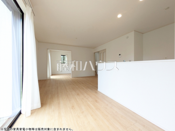 1号棟　リビング　【東村山市廻田町２丁目】