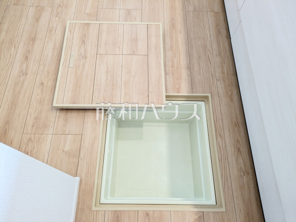 1号棟　床下収納　【東村山市廻田町２丁目】