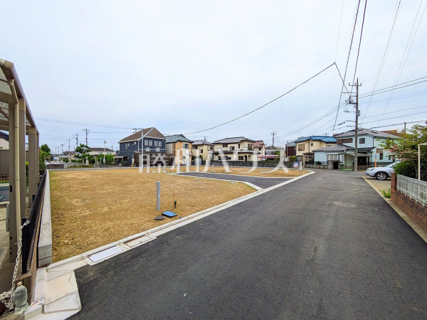 接道状況および現場風景　【武蔵村山市中原３丁目】平日のご案内も可能です。まずはお気軽にお問合せ下さいませ。