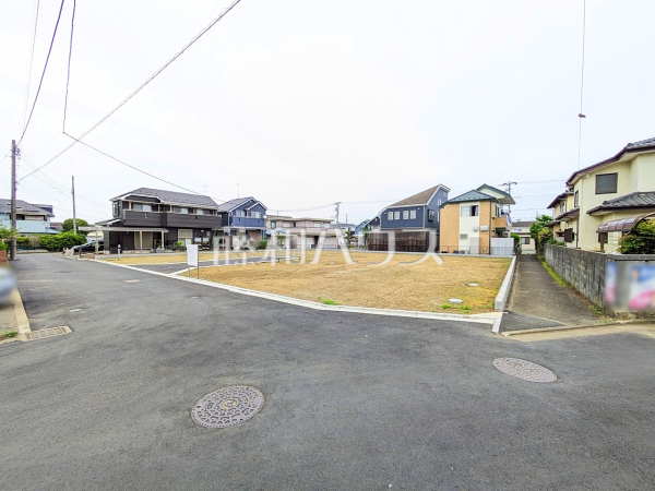 接道状況および現場風景　【武蔵村山市中原３丁目】周辺環境はもちろん、日当たりや設備仕様など、実際に行ってみないと分からないことも多くございます。ご案内いたしますので、お気軽にお問い合わせください。
