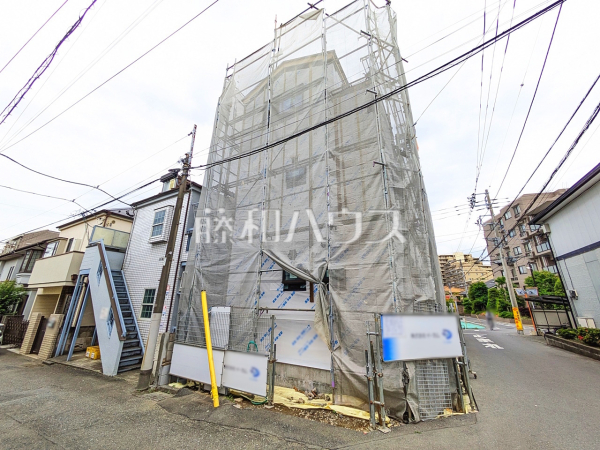 外観　【国分寺市東恋ヶ窪３丁目】ご家族ぞれぞれの思い出と、どこまでも広がる空を独り占め！暖かな光に包まれ四季折々の風を感じる、幸せの空間がここに。