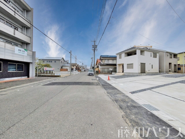 接道状況および現場風景　【春日井市東野町９丁目】
