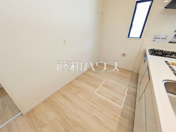 キッチン　【東久留米市下里３丁目】