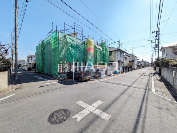 接道状況および現場風景　【立川市栄町１丁目】 お住まい探しは、家の良し悪しだけでなく周辺環境も重要なポイントです。ぜひ一度お客様の目でご覧ください。 