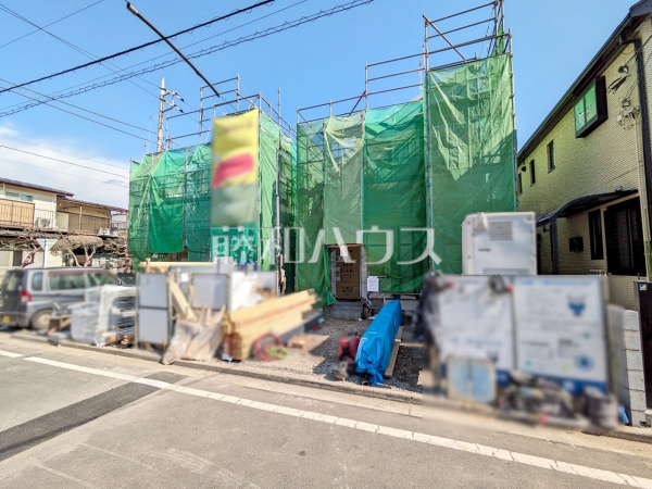 接道状況および現場風景　【立川市栄町１丁目】 建物のプレゼンをさせていただきますので、実際の完成イメージを思い描いていただくことができます。お気軽にお問合せ下さい。 