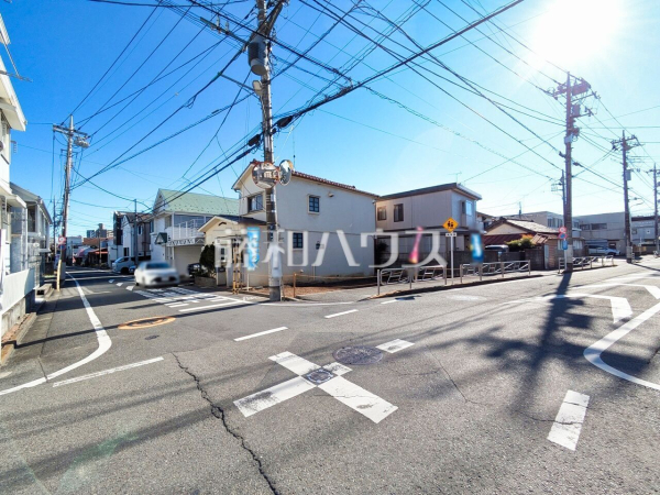 接道状況および現場風景　【八王子市日吉町】忙しい朝や遅い帰宅時にも嬉しい「西八王子」駅徒歩9分！　