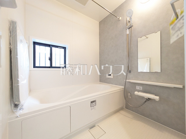 浴室　【小平市小川町１丁目】