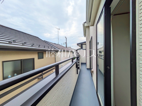 バルコニー　【小平市小川町１丁目】
