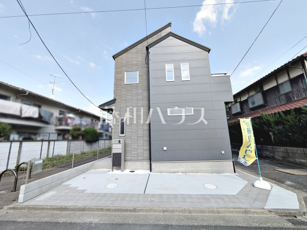 1号棟　現場風景　【杉並区下井草５丁目】 見学はしたいけど、なかなか時間が取れない・・・そんな方に出勤前や仕事終わりにマイホームを見学できるサポートをいたします。 