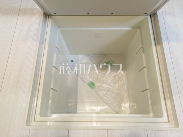 1号棟　キッチンの床下収納　【新座市馬場２丁目】