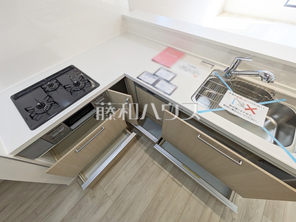 1号棟　キッチン収納　【小平市花小金井５丁目】