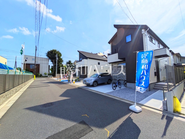 接道状況および現場風景　【小平市花小金井５丁目】 平日のご案内も可能です。まずはお気軽にお問合せ下さいませ。 