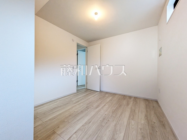 4号棟　居室　【小平市花小金井５丁目】