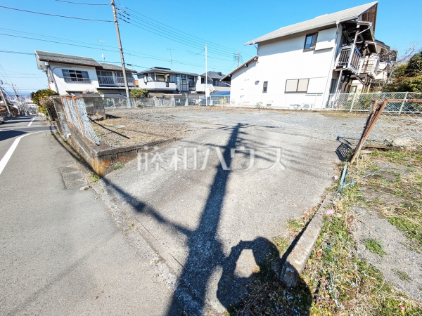 現地写真　【八王子市絹ケ丘１丁目】