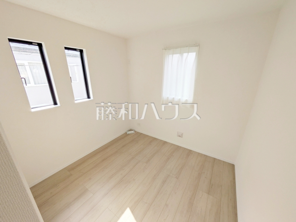 1号棟　2面採光で明るく風通しの良いお部屋　　【新座市西堀２丁目】
