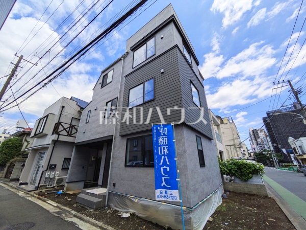 見学はしたいけど、なかなか時間が取れない・・・そんな方に出勤前や仕事終わりにマイホームを見学できるサポートをいたします。　【武蔵野市境南町３丁目】 