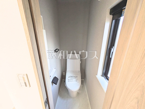 B号棟　トイレ　【和光市新倉２丁目】