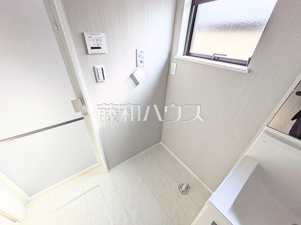 A号棟　洗面室　【和光市新倉２丁目】