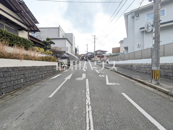 接道状況および現場風景　【福岡市東区下原２丁目】