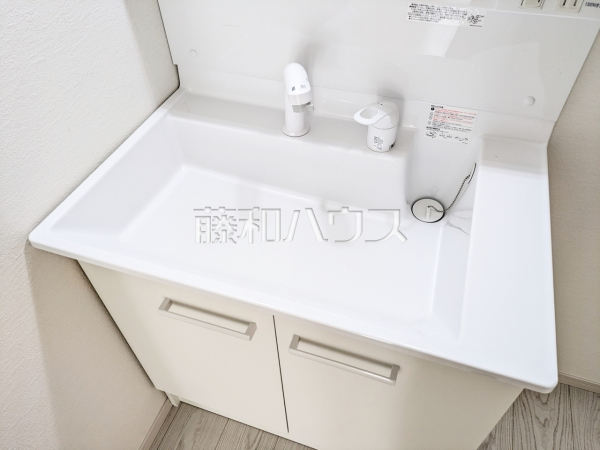 洗面室　【小平市学園西町２丁目】