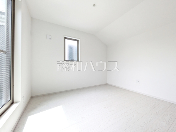 居室　【小平市学園西町２丁目】