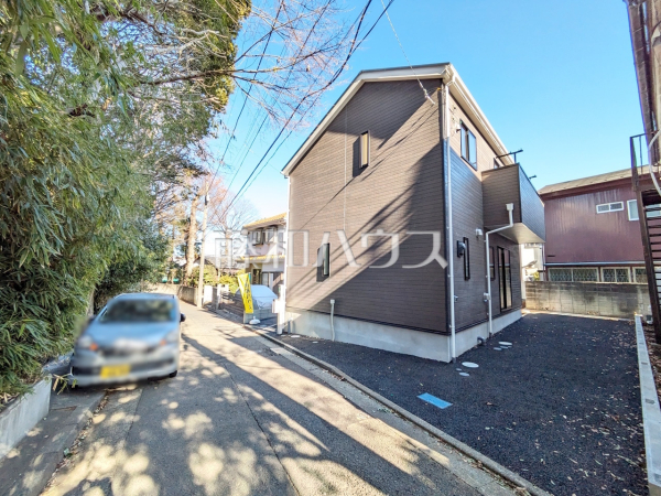 接道状況および現場風景　【調布市東つつじケ丘３丁目】 物件の事、諸費用の事など、小さな疑問も、お気軽にご連絡・ご相談下さい。 