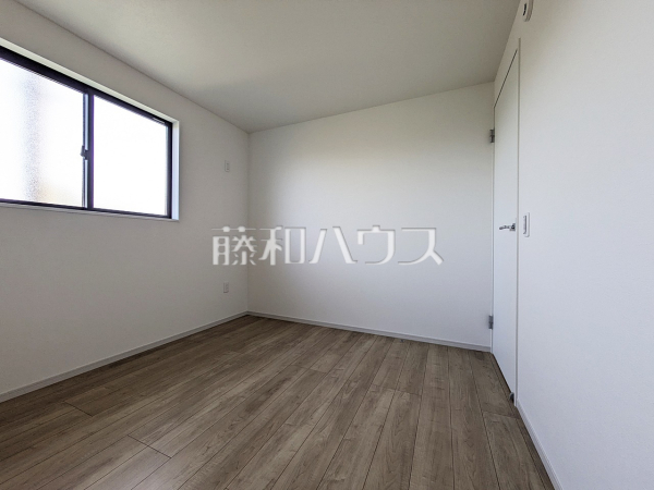 居室　【三鷹市深大寺３丁目】