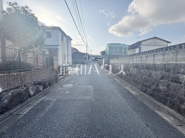 接道状況および現場風景　【福岡市東区八田３丁目】