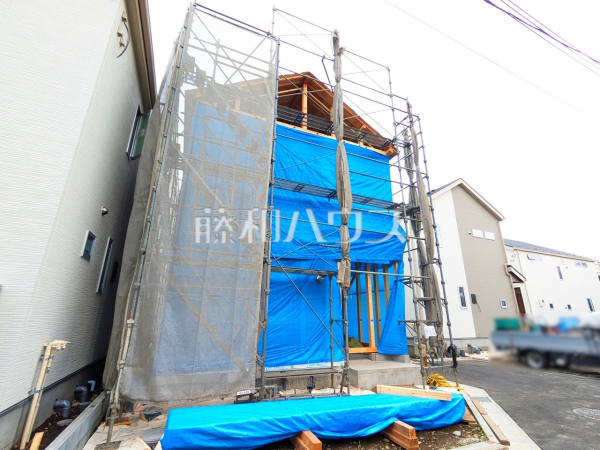 2号棟　誠心誠意、建築中！物件の内部構造などは今しか見ることができません。是非ご見学のお問合せをお待ちしております！　【昭島市中神町２丁目】