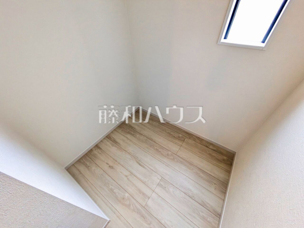 2号棟　リネン庫　【所沢市向陽町】