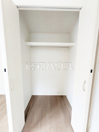収納　【練馬区大泉町１丁目】