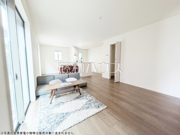 練馬区大泉町1丁目　全1棟　新築分譲住宅物件画像