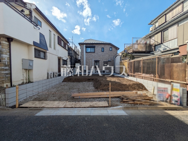 周辺環境はもちろん、日当たりや設備仕様など、実際に行ってみないと分からないことも多くございます。営業担当がご案内いたしますので、お気軽にお問い合わせください。　【練馬区向山３丁目】