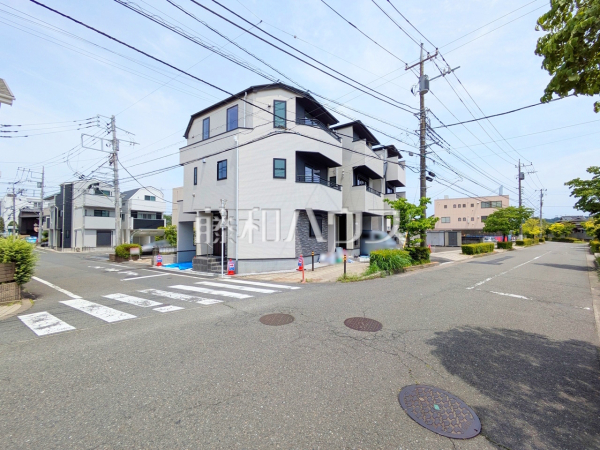 接道状況および現場風景　【稲城市東長沼】