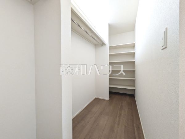 2号棟　収納　【福岡市南区長丘５丁目】