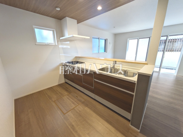 2号棟　キッチン　【福岡市南区長丘５丁目】