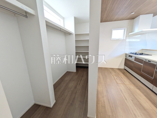 2号棟　収納　【福岡市南区長丘５丁目】