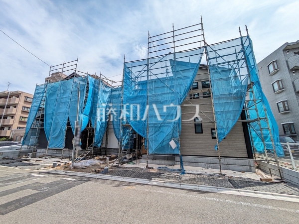 現場風景　【小平市栄町２丁目】完成前ですがご見学できます。通常ではなかなか見ることのできない建物構造も、建築中だからこそご覧になれます。