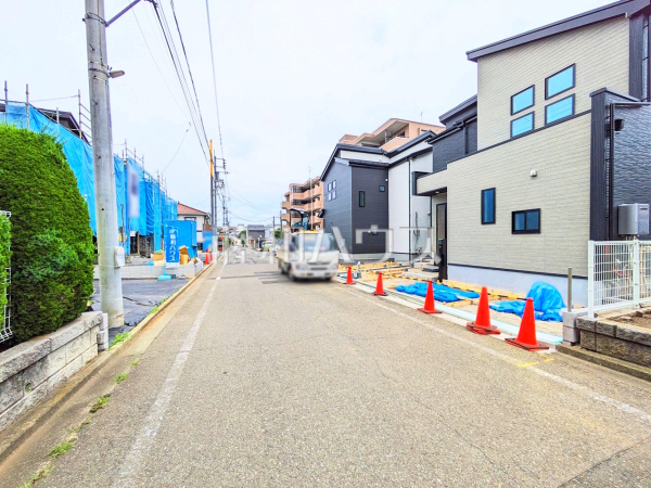 接道状況および現場風景　【小平市栄町２丁目】夜間や平日の見学も可能です。お客様のお家探しを徹底的にサポートいたしますのでお気軽にお問い合わせください。