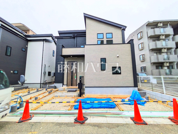1号棟　外観　【小平市栄町２丁目】物件の事、諸費用の事など、小さな疑問もお気軽にご連絡・ご相談下さい。 　