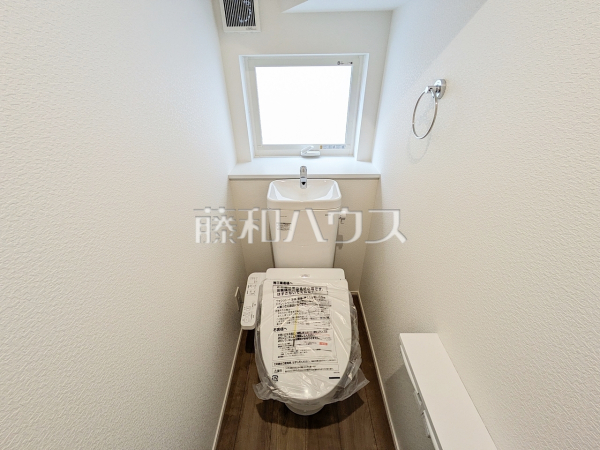 1号棟　トイレ　【福岡市南区柏原１丁目】