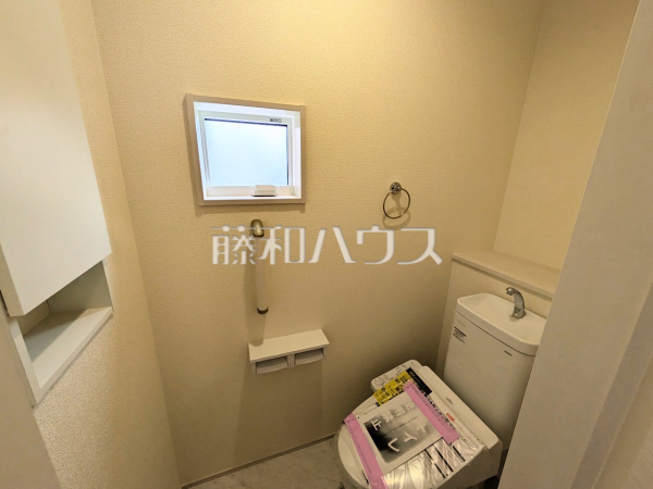 8号棟　トイレ　【志木市中宗岡２丁目】
