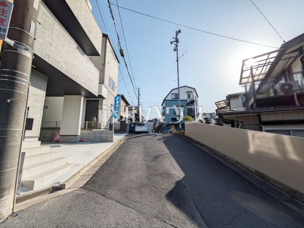 接道状況および現場風景　【富士見市東みずほ台４丁目】