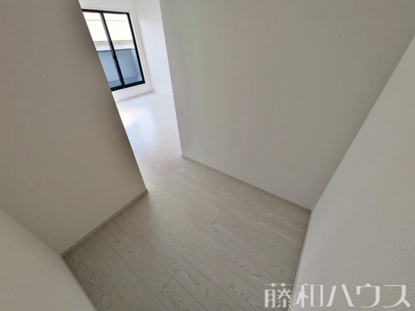1号棟　収納　【春日井市花長町１丁目】