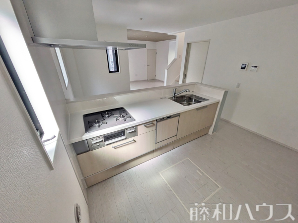 1号棟　キッチン　【春日井市花長町１丁目】