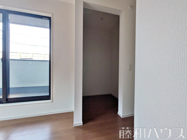 2号棟　収納　【春日井市花長町１丁目】
